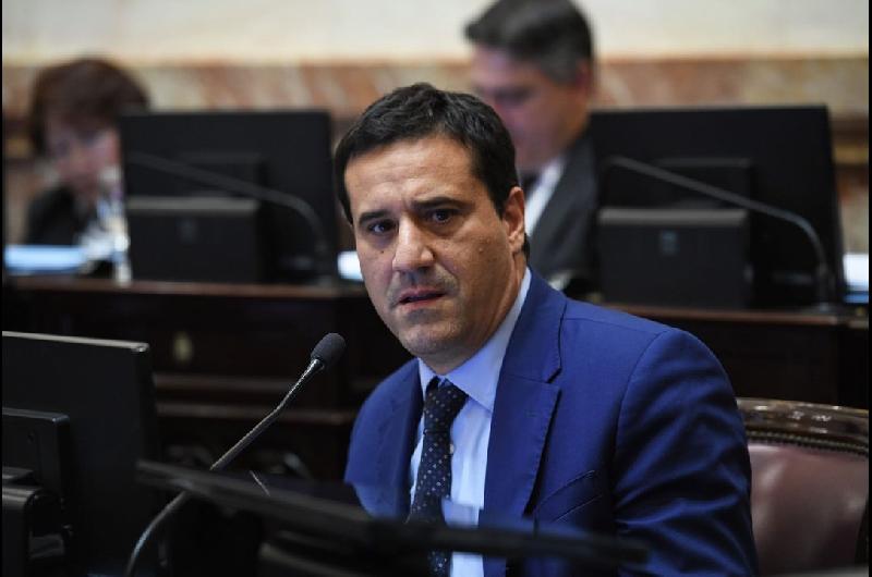 Homenaje en el Senado a Luis Brandoni- elogios por su trayectoria artiacutestica y compromiso poliacutetico