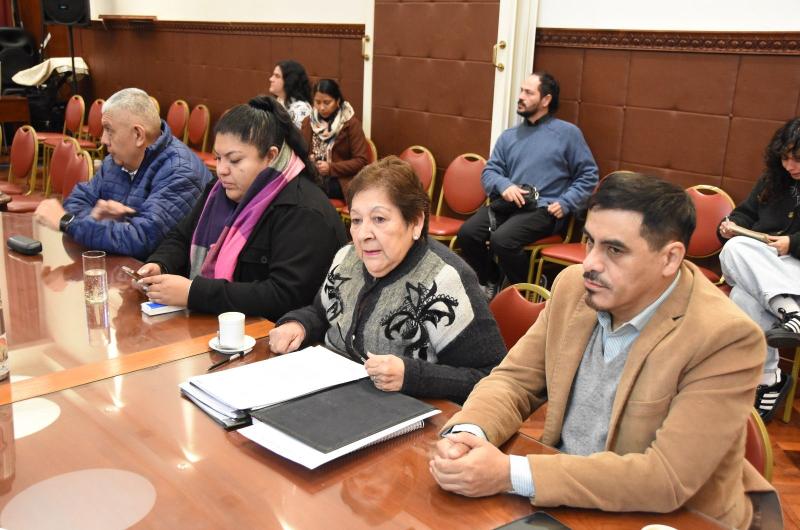 La Comisioacuten de Educacioacuten de la Legislatura analizoacute proyectos sobre acoso escolar