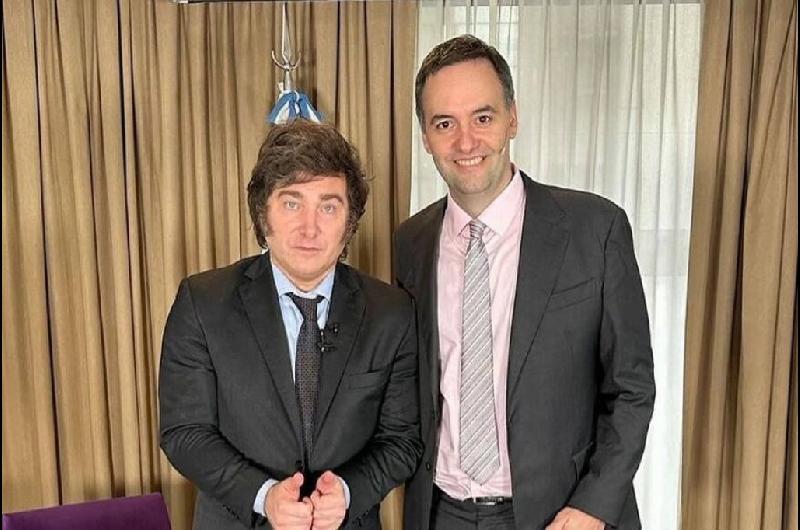 Javier Milei recibe a Manuel Adorni en la Quinta de Olivos