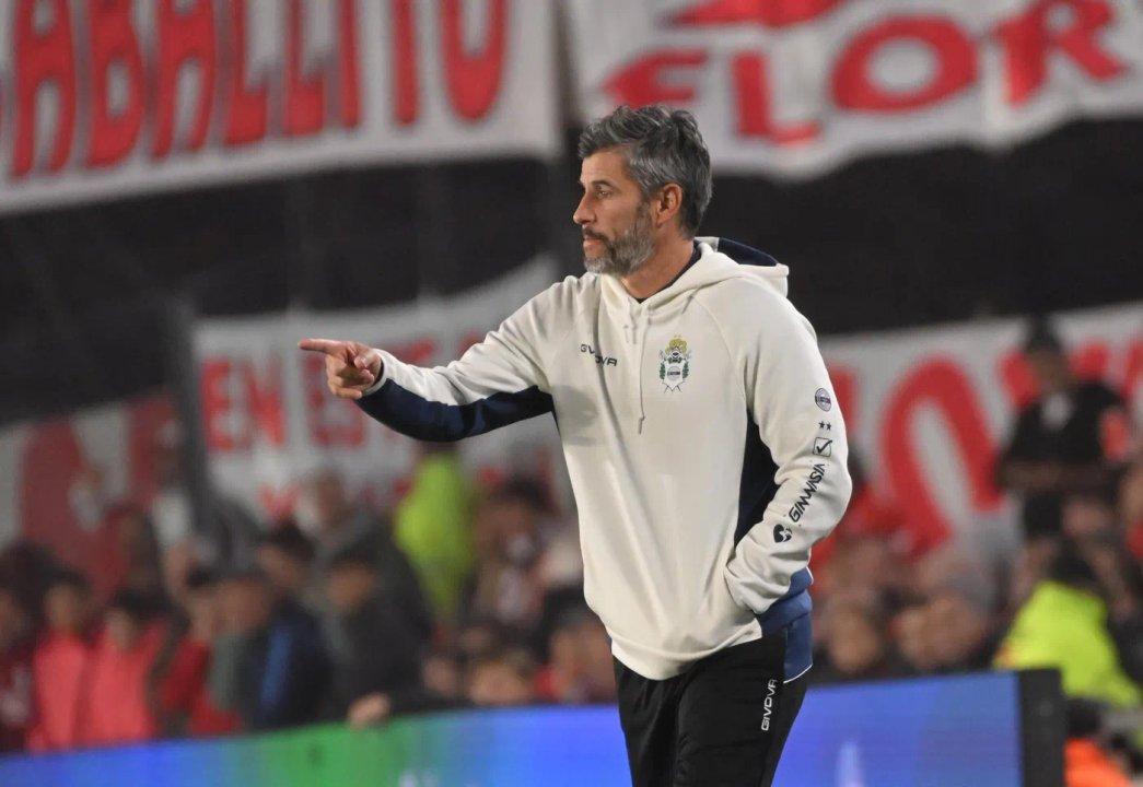 Gimnasia ratificariacutea a Ariel Pereyra como su entrenador para el segundo semestre