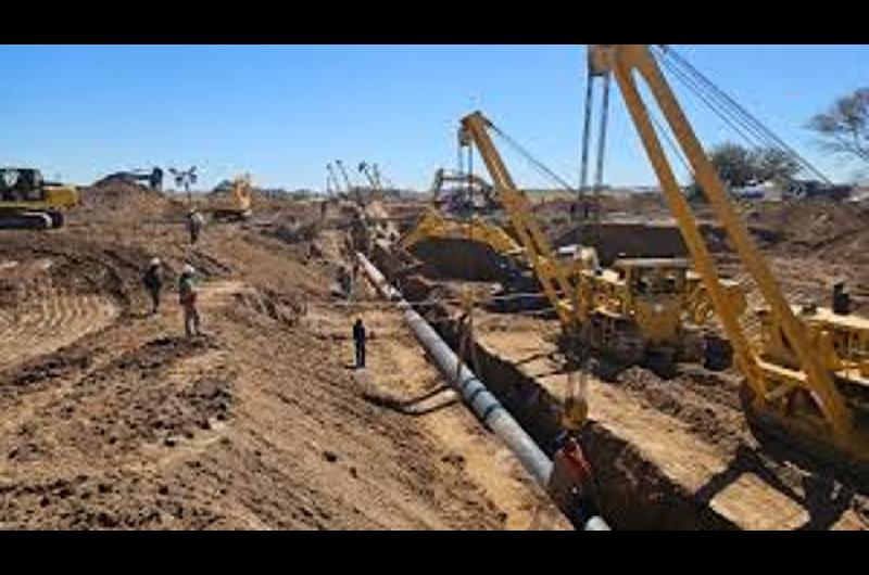 Senadores alertan que el NOA pagaraacute gas importado hasta nueve veces maacutes caro