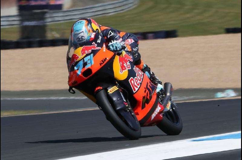 Moto3- el argentino Valentiacuten Perrone consigue la pole position en el Gran Premio de Cataluntildea