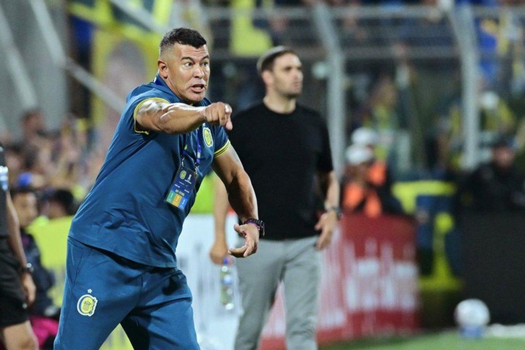 La formacioacuten de Rosario Central para ir por la eacutepica ante River