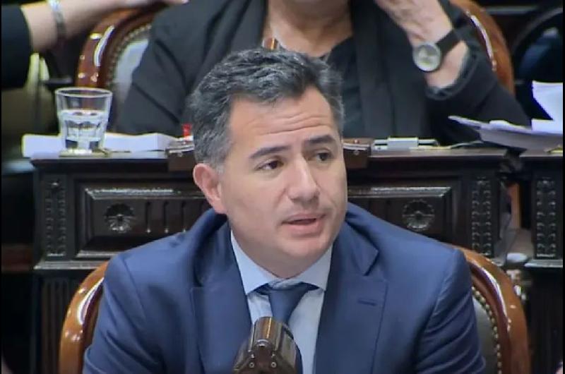 Diputados- la picardiacutea de manual del oficialismo que le permitiraacute bloquear la sesioacuten opositora por Adorni