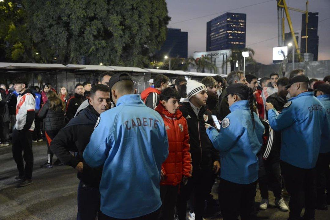 Operativo de la Ciudad en River-Central- 467 actas contravencionales y 48 trapitos demorados