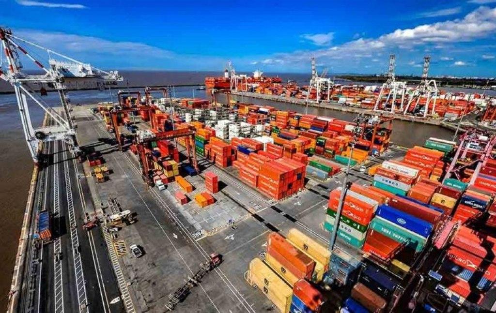 Las exportaciones argentinas a Brasil crecieron 212-en-porciento- interanual en abril pero el saldo fue deficitario
