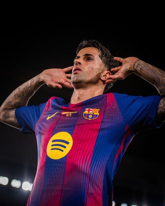 Un Barcelona ya campeoacuten se impuso ante el Real Betis en LaLiga