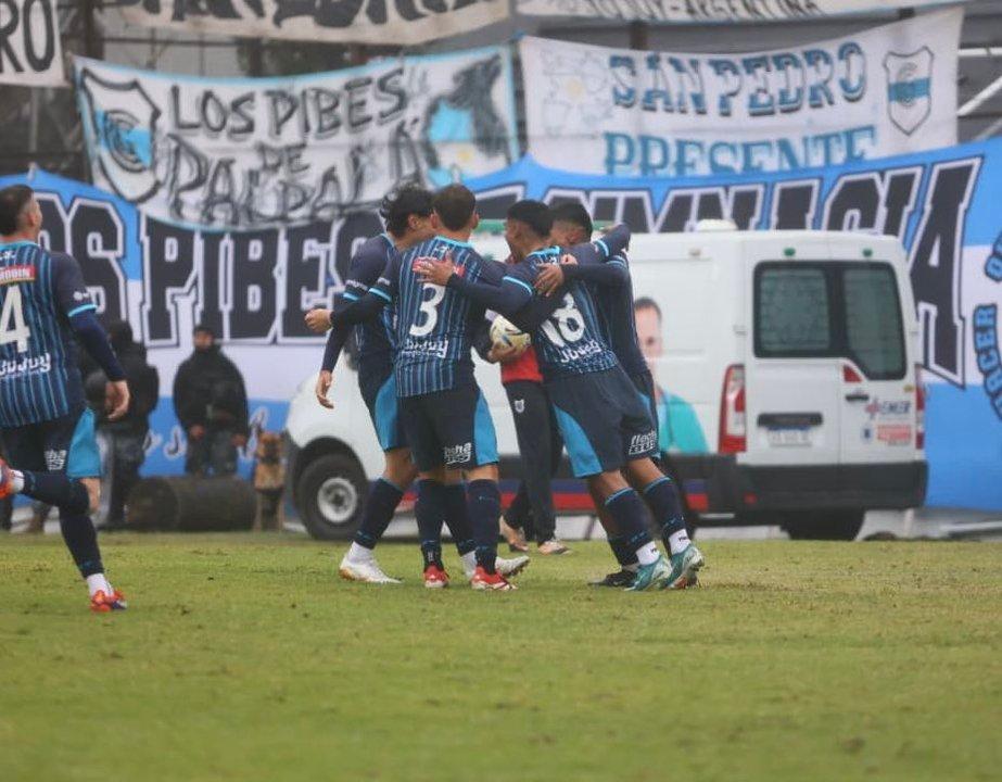 Gimnasia de Jujuy le ganoacute a Temperley y volvioacute a alejarse en la punta de la zona B de la Primera Nacional