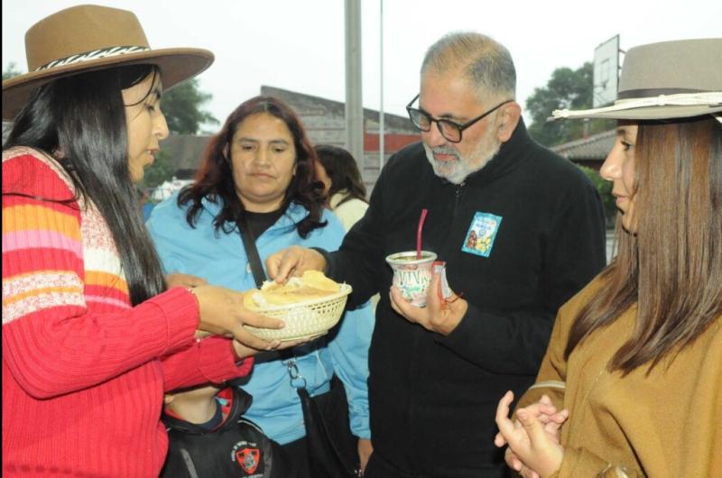 Chuli Jorge acompantildeoacute a las familias de Alto Comedero