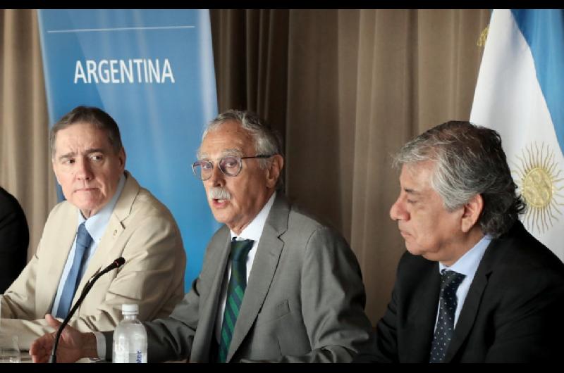 Lugones trabaja con los ministros de Salud de las provincias para un verdadero ldquosistema sanitario federalrdquo