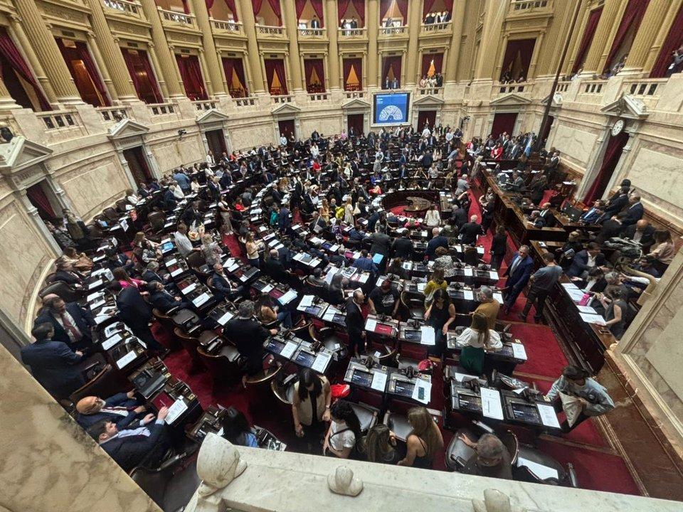 Guerra de sesiones el mieacutercoles- el oficialismo corre con ventaja e impondraacute su juego