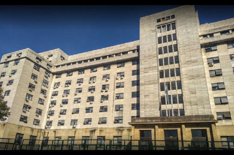 El Gobierno retirariacutea los pliegos de dos jueces por sus viacutenculos con la AFA