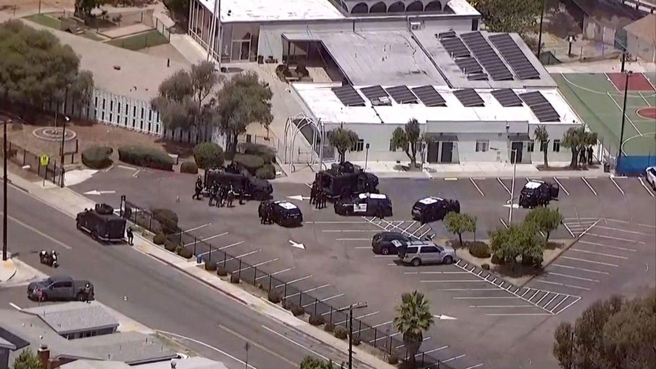 Al menos tres personas murieron en tiroteo en el Centro Islaacutemico de San Diego