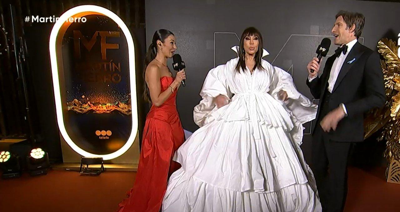 Todos los looks de la alfombra roja en los Premios Martiacuten Fierro de Televisioacuten 2026