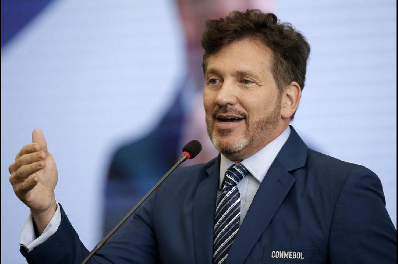 Escaacutendalo en la Conmebol- The New York Times reveloacute una denuncia millonaria contra Alejandro Domiacutenguez