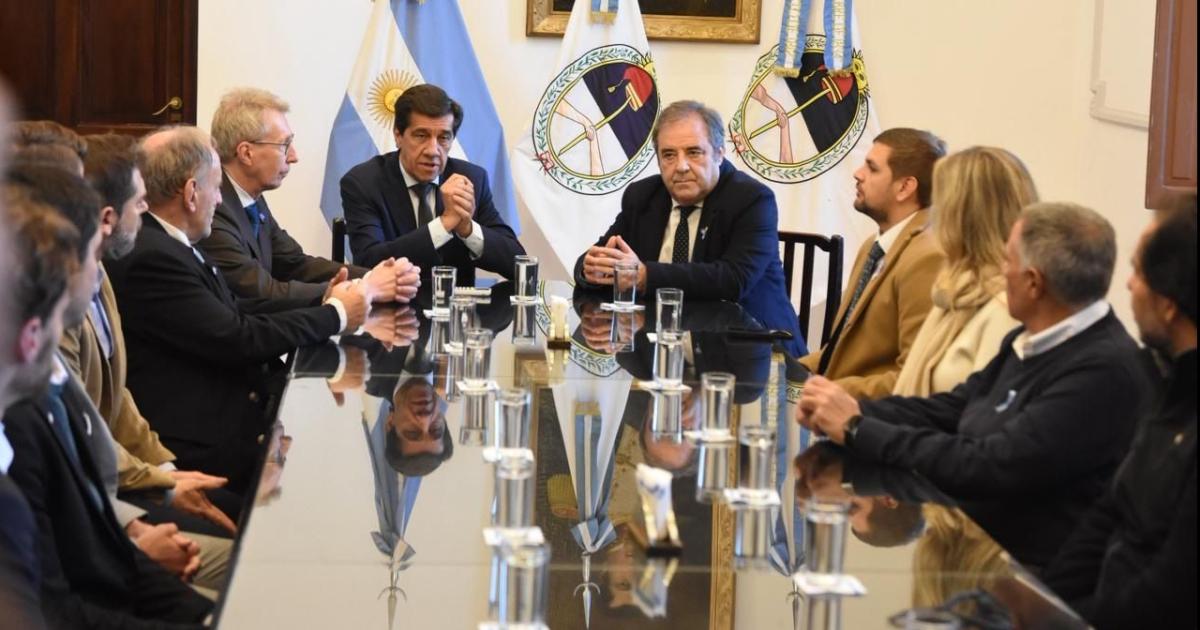 Embajador de Suecia y referentes de la Caacutemara de Comercio Sueco Argentina visitaron la provincia