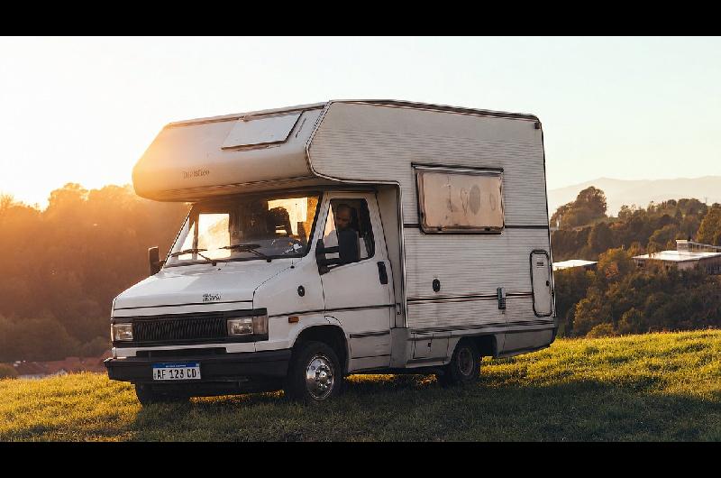 Viajar en motorhome ya no seraacute igual- nuevas reglas para estacionar dormir y descargar residuos