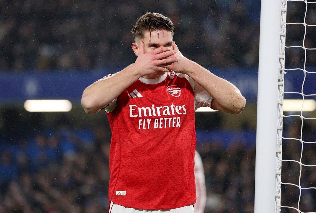 El Arsenal se consagroacute campeoacuten de la Premier League por primera vez en 22 antildeos