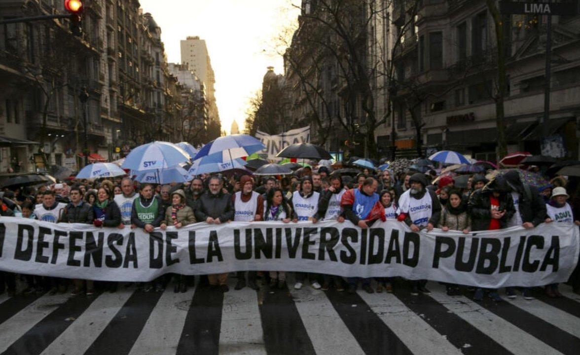 En la Universidad de San Andreacutes reclaman a Milei el cumplimiento de la Ley de Financiamiento Universitario