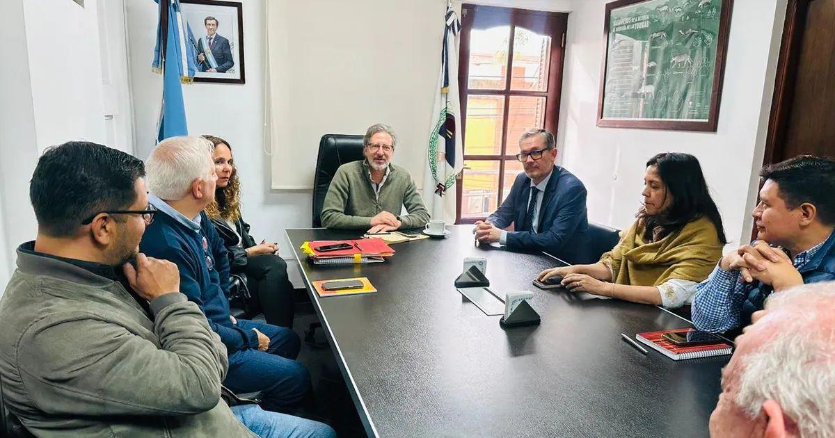 Coordinan acciones para luchar contra delitos ambientales en la provincia
