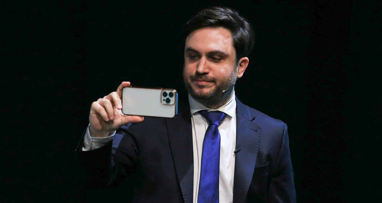 Ramiro Marra lanzoacute una dura criacutetica hacia el entorno del presidente
