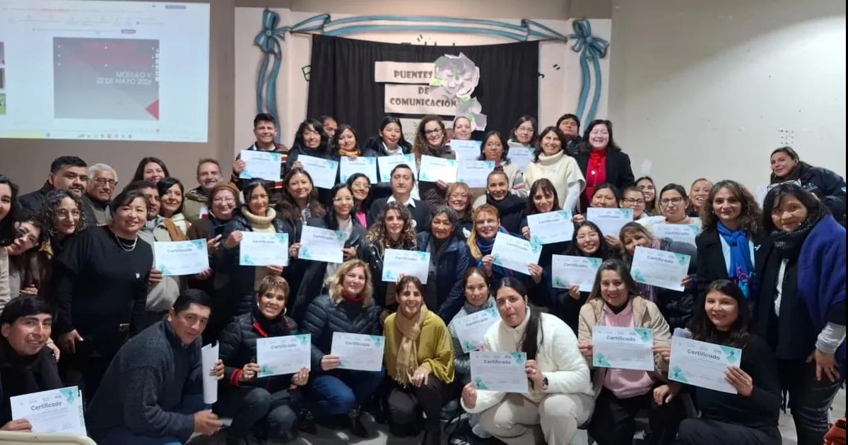 Recibieron sus certificados de Lengua de Sentildeas Argentina