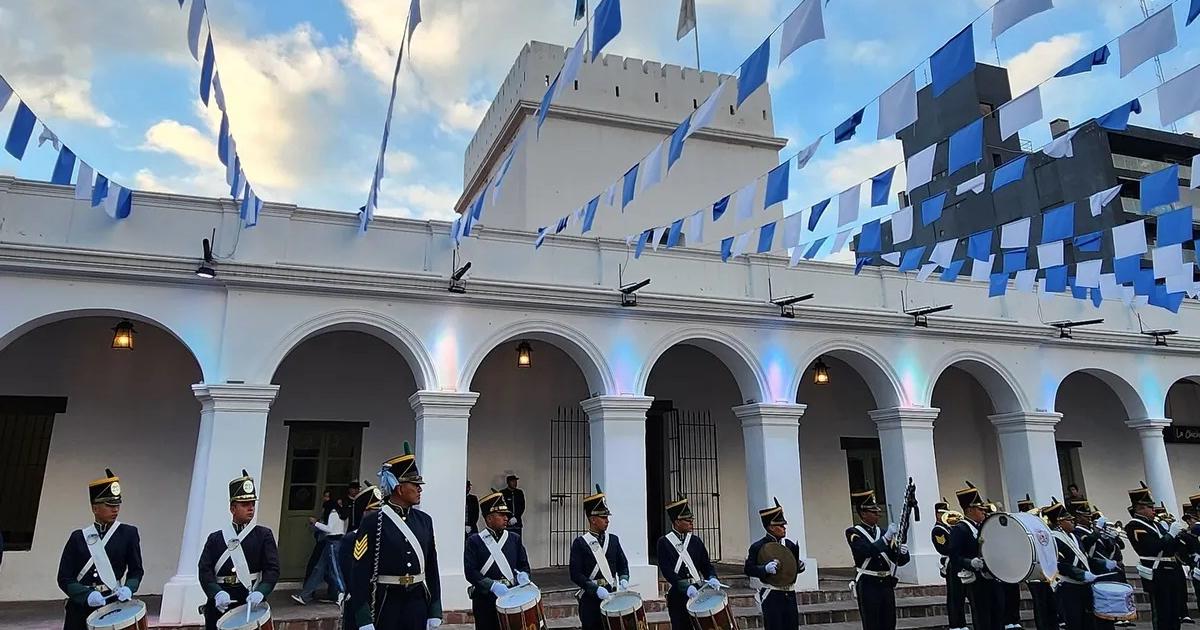 Cultura en 7 diacuteas- fiestas patrias