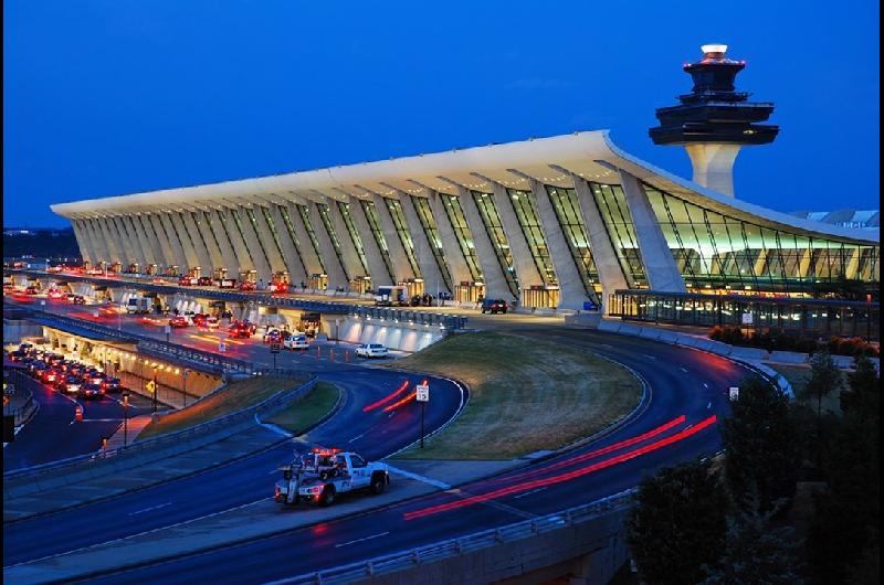 Estados Unidos endurece los controles en aeropuertos para frenar el ingreso de una nueva cepa de Eacutebola