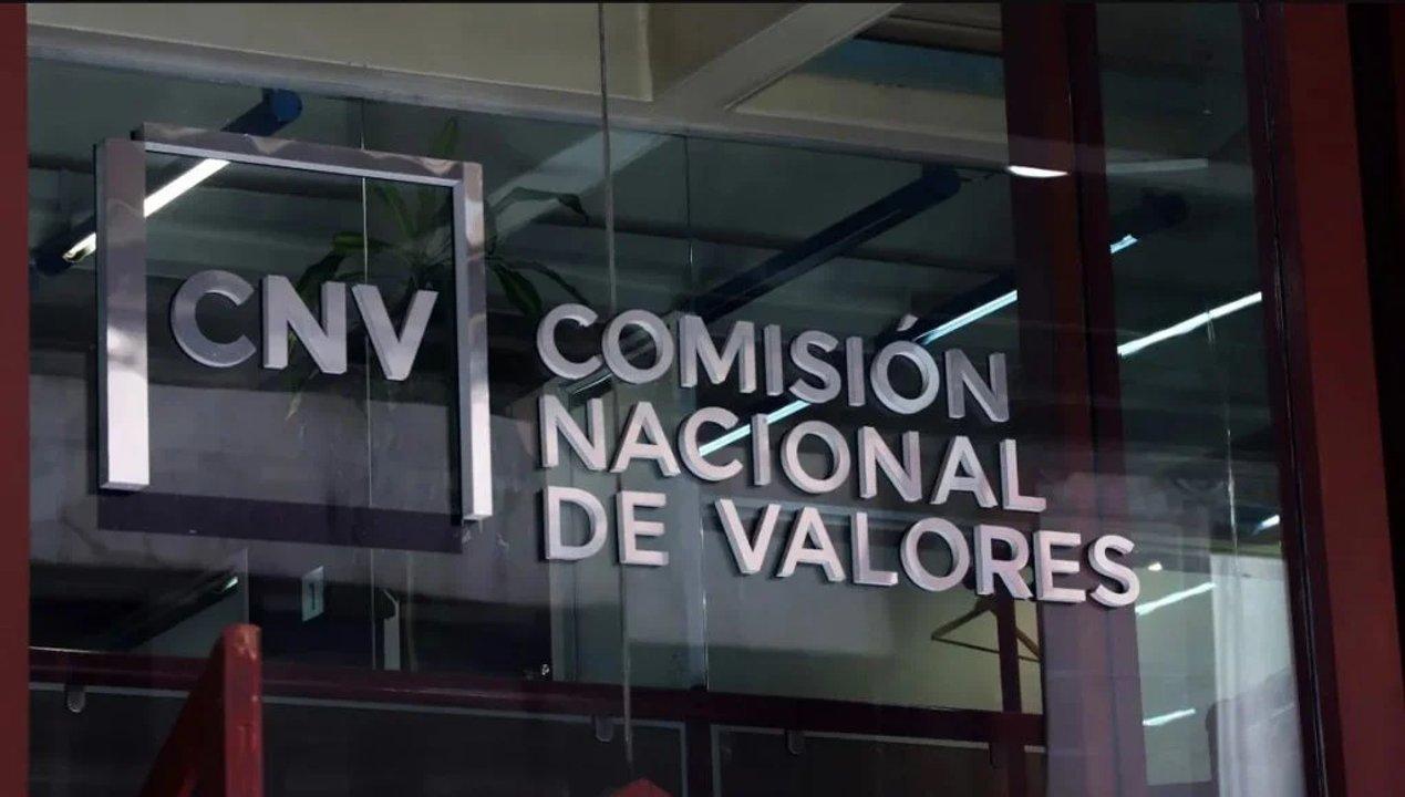 Cambios en el mercado de capitales- la CNV delega traacutemites de auditoriacutea y rectifica normas de control