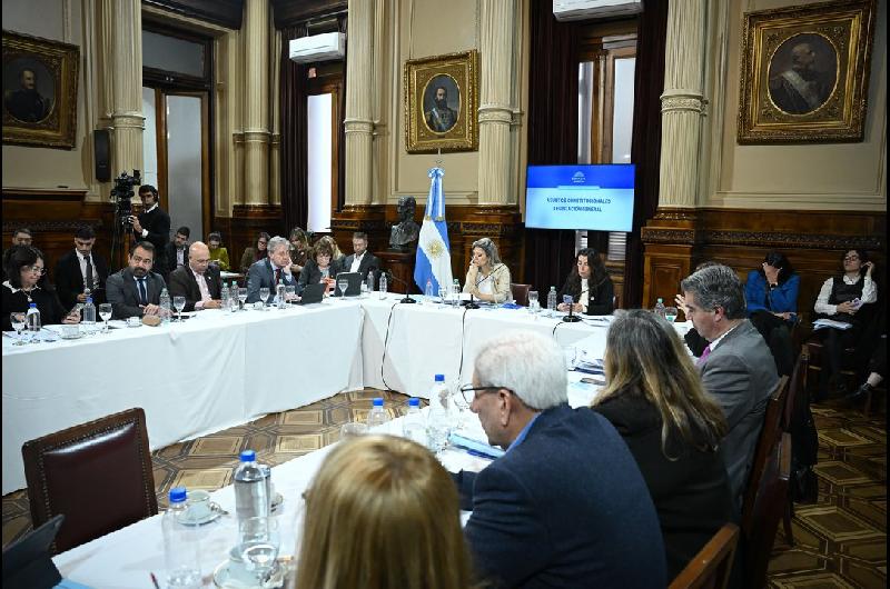 Senado avanza con la reforma de salud mental que habilita internaciones ldquono voluntariasrdquo e incorpora como enfermedad adicciones