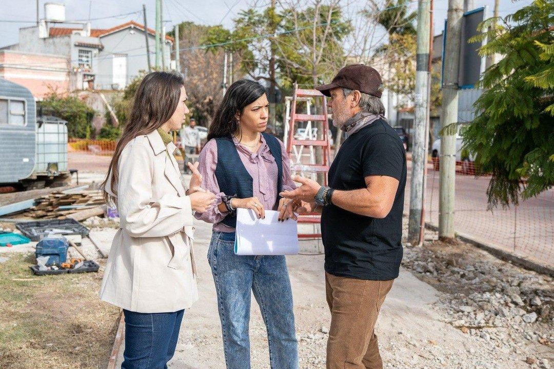 Lanuacutes avanza con obras y nuevos espacios puacuteblicos sobre el corredor Lugones en Remedios de Escalada