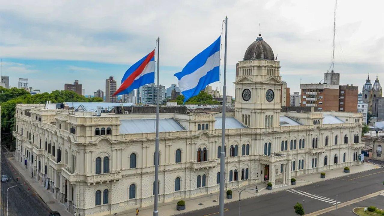 SP mejoroacute la calificacioacuten de Entre Riacuteos y la ubicoacute por encima de la nota soberana argentina