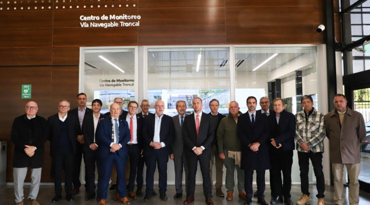 Usuarios y provincias pidieron una raacutepida adjudicacioacuten de la Viacutea Navegable Troncal