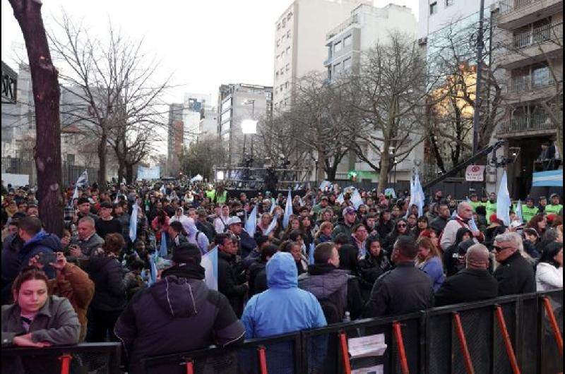Internas On Line- la sociedad frente al ruido del poder