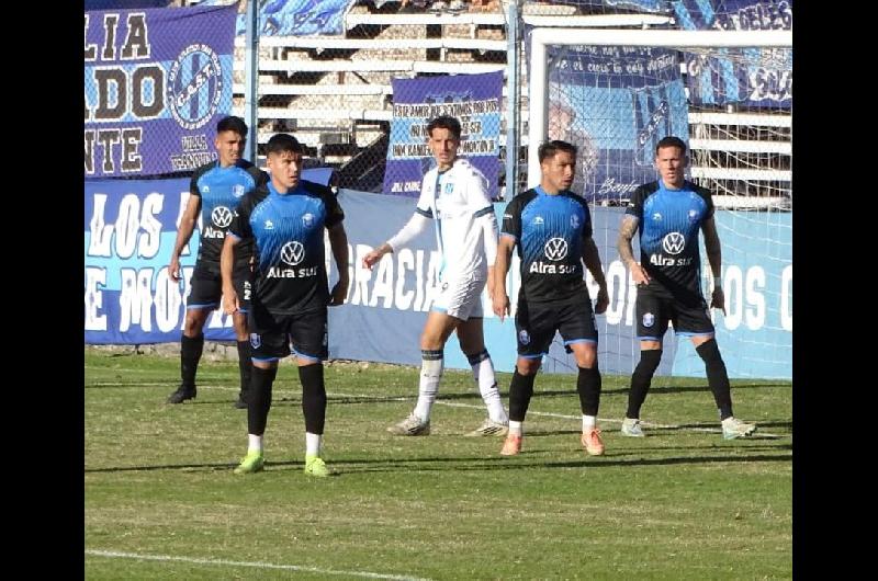 Ciudad de Boliacutevar subioacute a la punta del torneo tras vencer a San Telmo