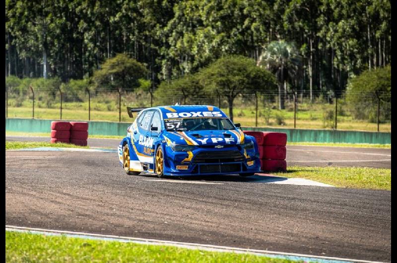 Franco Vivian volvioacute al triunfo en TC2000 tras una final caoacutetica en Salta