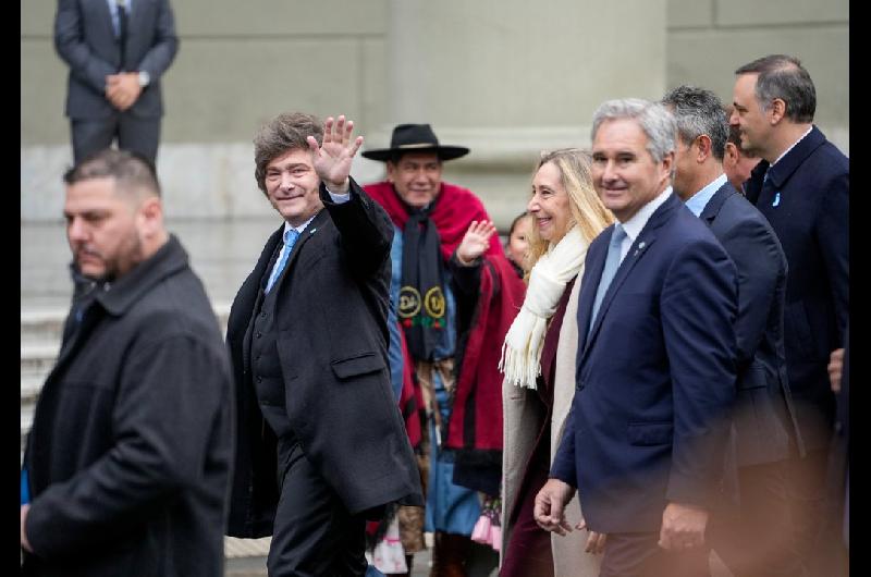La fotogaleria de NA del acto por el 25 de Mayo