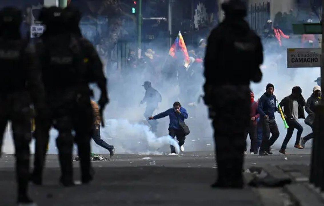 Bolivia- presidente advierte que quienes no quieran dialogar ldquoles caeraacute la Constitucioacutenrdquo