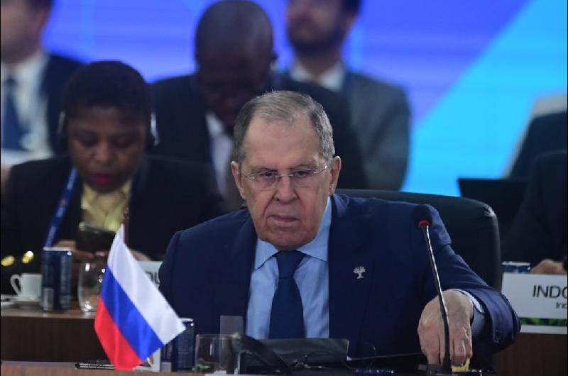 Lavrov informa a Rubio sobre ataques de Rusia contra instalaciones militares en Kiev