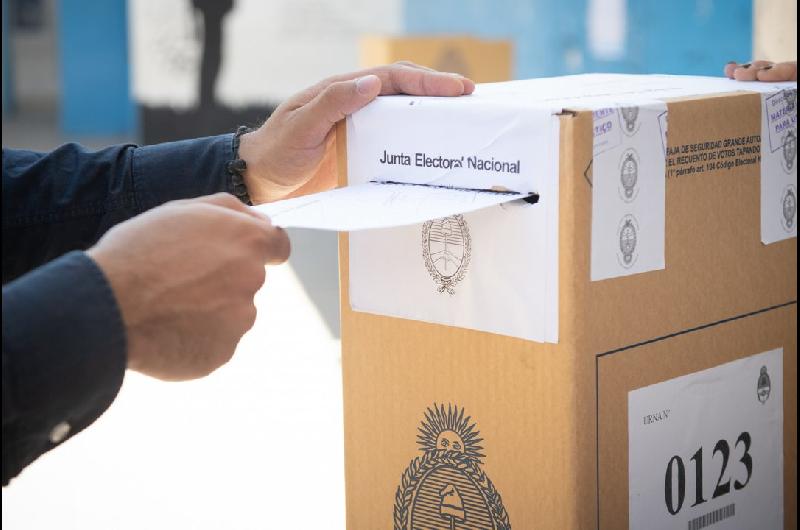 Encuesta- Milei logra un 372-en-porciento- de apoyo pero quienes buscan un cambio suman un 615-en-porciento-