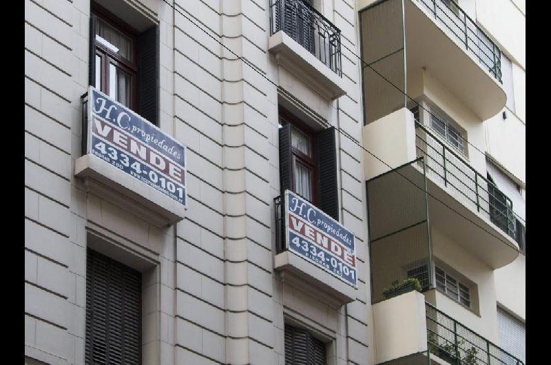 Fuerte caiacuteda del creacutedito hipotecario un alerta para la clase media