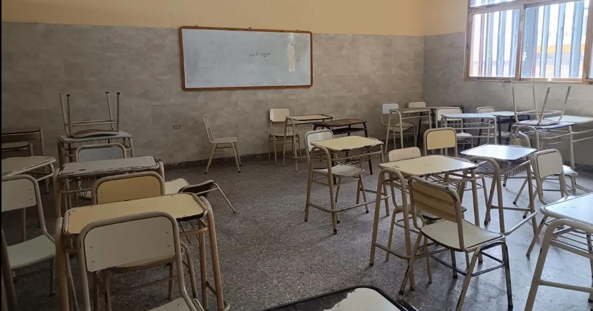 Adhesioacuten dispar tensioacuten salarial y un conflicto que sigue abierto
