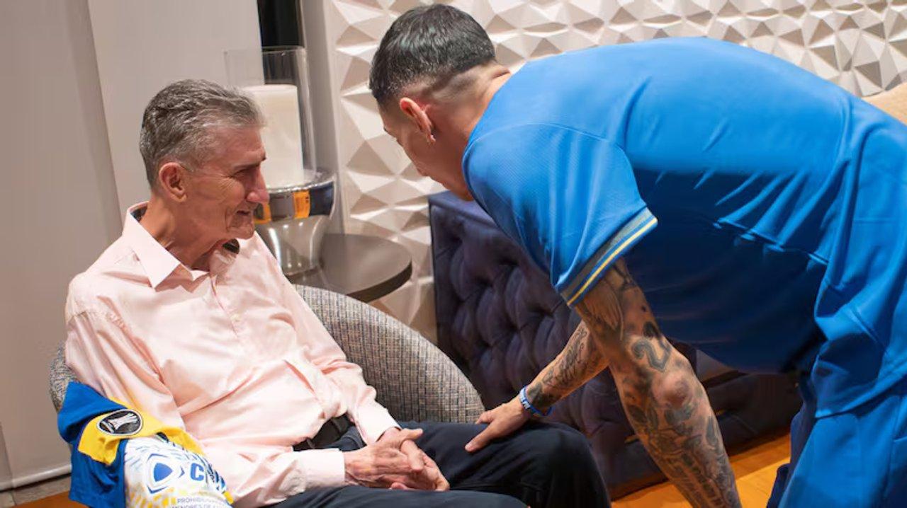 Rosario Central visitoacute a Edgardo ldquoPatoacutenrdquo Bauza en Quito
