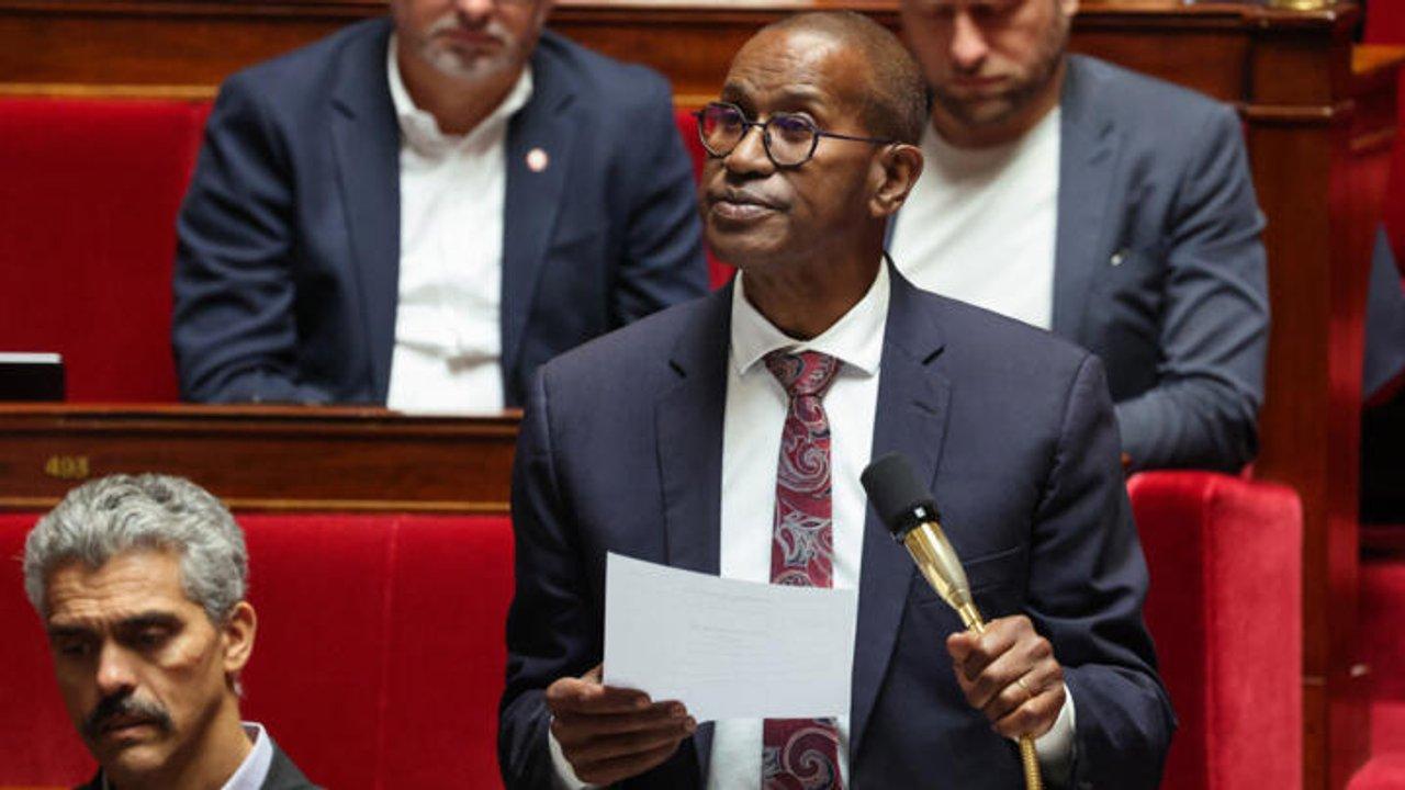 Francia vota por unanimidad abolir el Coacutedigo Negro una ley colonial sobre la esclavitud