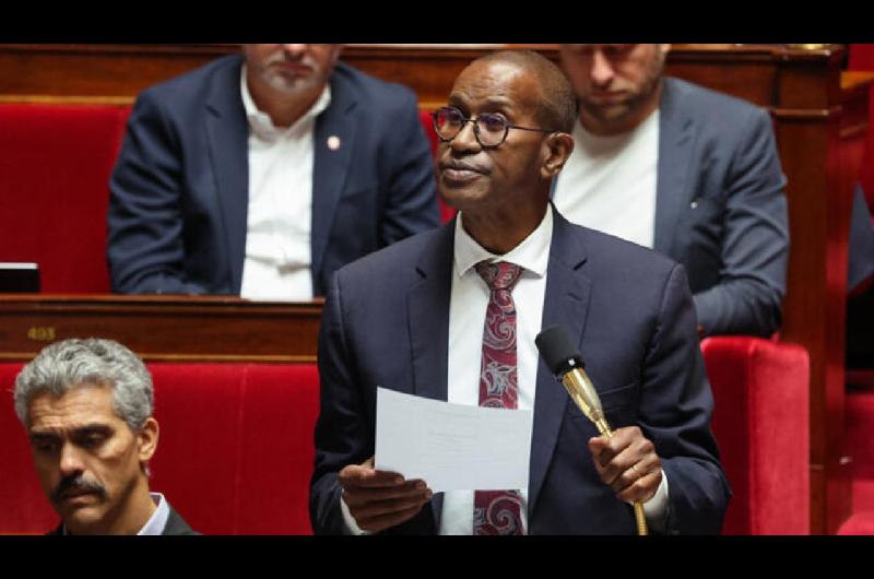 Francia vota por unanimidad abolir el Coacutedigo Negro una ley colonial sobre la esclavitud