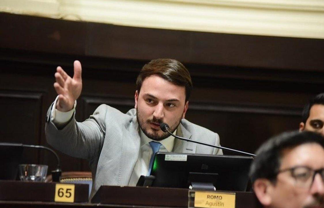 En media de su propia interna La Libertad Avanza hizo un enroque de autoridades en la Legislatura bonaerense
