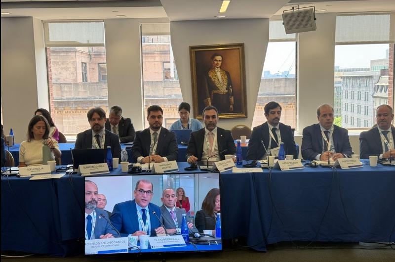 Atauche representoacute a la Argentina en encuentro para la prevencioacuten del narcotraacutefico