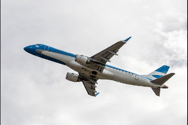 Aeroliacuteneas Argentinas operaraacute la ruta CoacuterdobandashEsquel durante la temporada de nieve