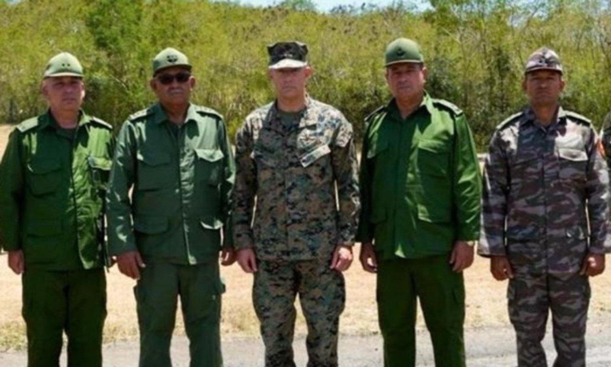 Militares de EE UU y Cuba mantienen inusual reunioacuten en Guantaacutenamo