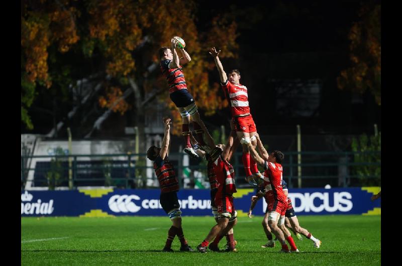Pampas ganoacute sobre la hora y superoacute a Selknam en un final agoacutenico del Super Rugby Ameacutericas